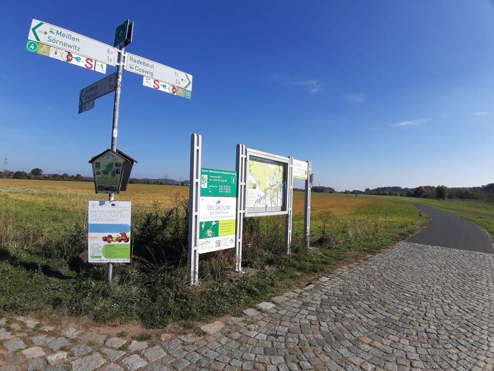 Elbe cycle path